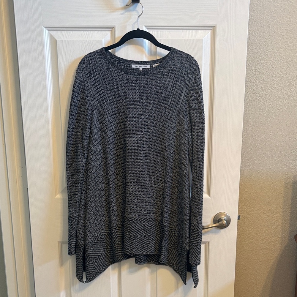 Eight Eight Eight Black and Gray Crew Neck Sweater